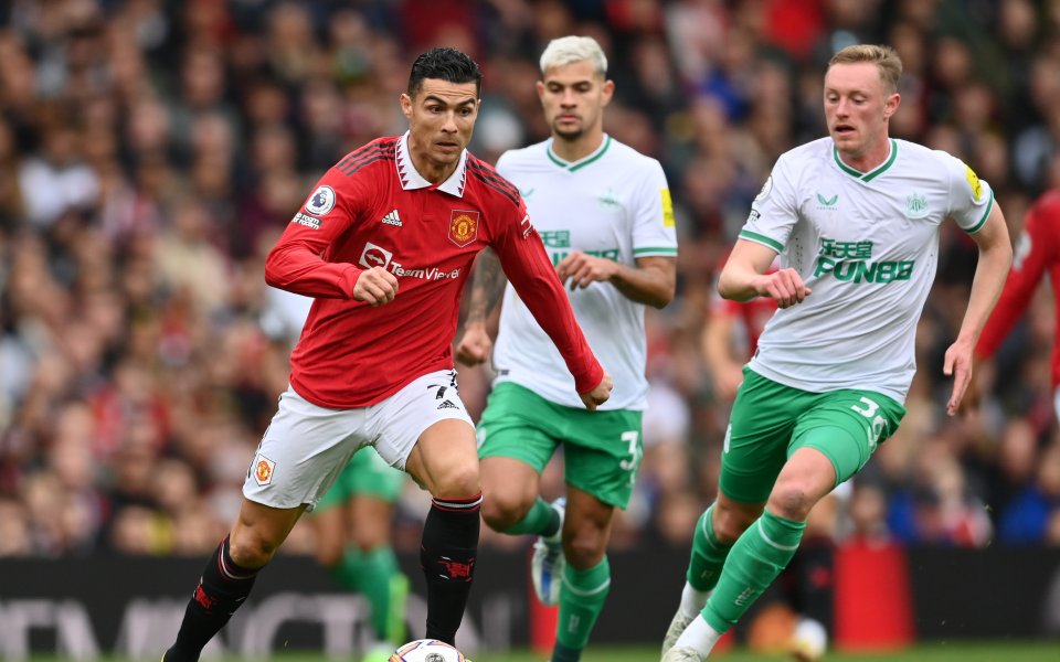 Отборът на Манчестър Юнайтед приема Нюкасъл в мач от 11-ия