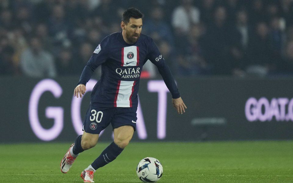 Отборите на Пари Сен Жермен и Марсилия играят при резултат