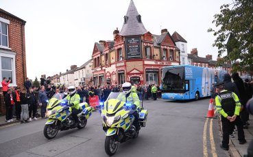 Манчестър Сити твърди че клубният автобус им е бил нападнат