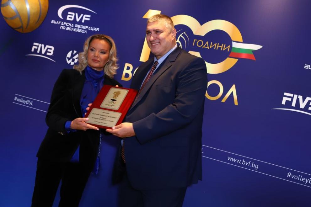  100 години волейбол 