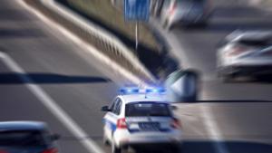 Дрогиран шофьор блъсна патрулка при опит да избяга от проверка