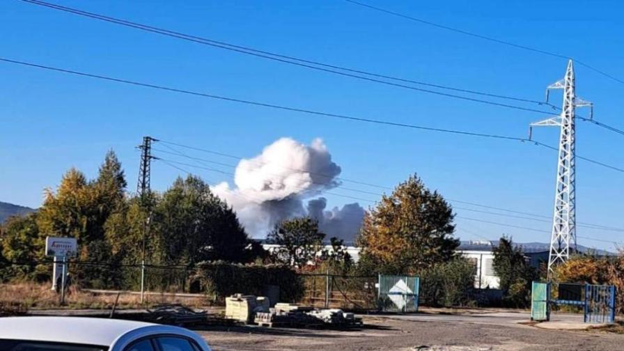 Контролирана експлозия в завод „Арсенал“ стресна Казанлък