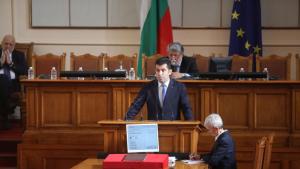 Кирил Петков