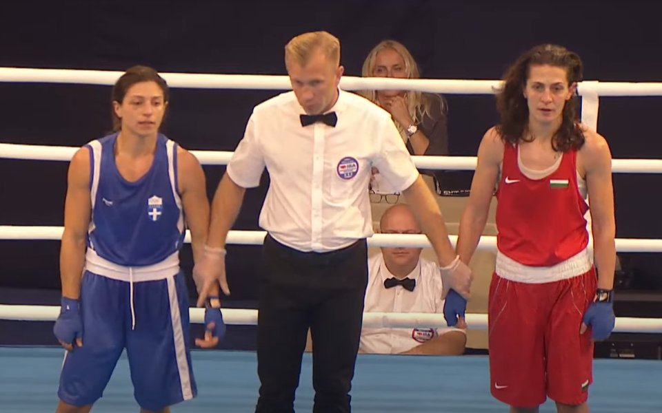 Светлана Каменова осигури трети финал за България на Европейското по бокс