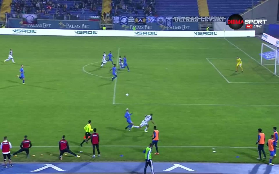 Локо Пловдив изравни слерещу Левски в 76-ата минута. Матеус Да Силва