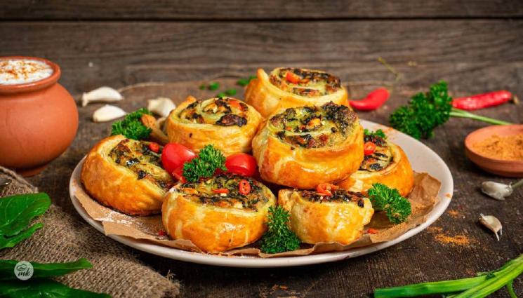рецепти - Гответе с matekitchen.com: Бутерки със сирене и кашкавал - вкусна и бърза закуска (ВИДЕО)