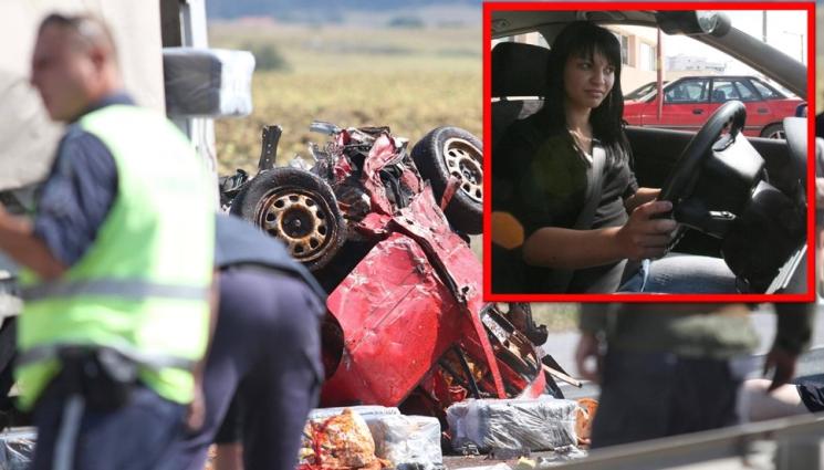 а - КАМИКАДЗЕТА НА ПЪТЯ: Млади джигити затриха 42 живота