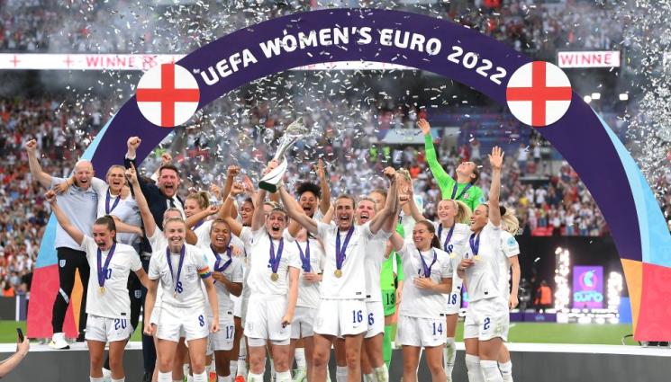 Англия жени - Готвят първия женски двубой Финалисима. В него сили ще мерят Англия и Бразилия