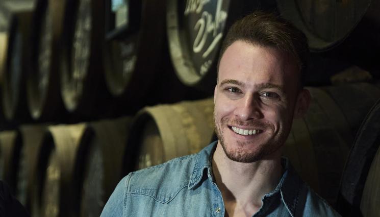 Керем Бюрсин - ТУРСКА САПУНКА: Събраха ли се отново Керем Бурсин и Ханде Ерчел?