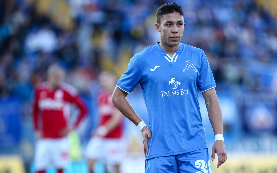 Халфът на Левски – Филип Кръстев, ще виси до последно