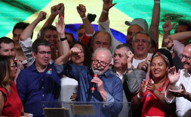 Историческо завръщане: Лула да Силва oтново на президентския пост в Бразилия