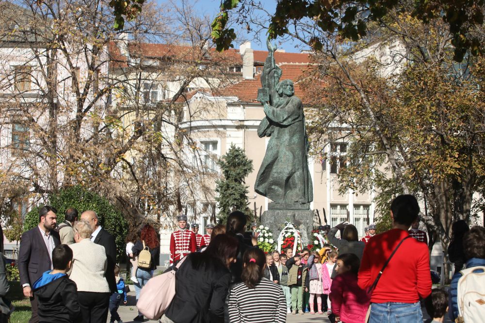 300 години от рождението на Паисий Хилендарски