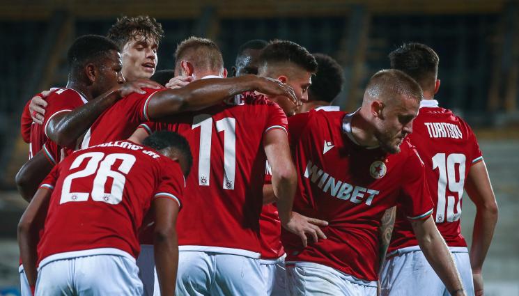 Локо Пд ЦСКА - ЦСКА с най-силната есен от последната титла насам. Активът при Саша Илич е на 7-о място, откакто се дават по 3 точки за победа