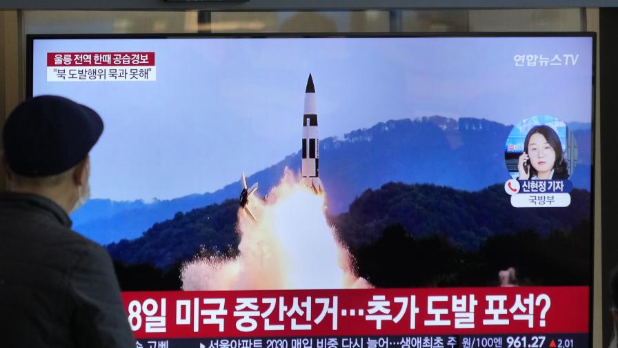 <p>КНДР изстреля 10 различни ракети, Южна Корея: Инвазия</p>