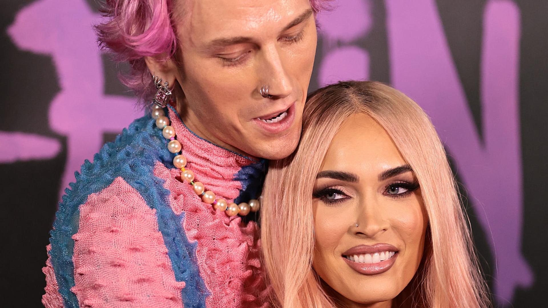 Меган Фокс се вбесява когато MGK получава цялото внимание за