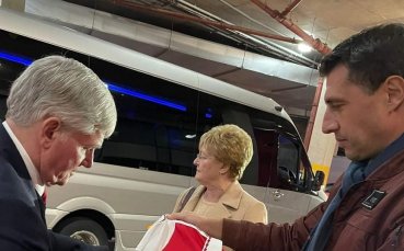 Легенда на Арсенал със специален поздрав за Христо Бонев