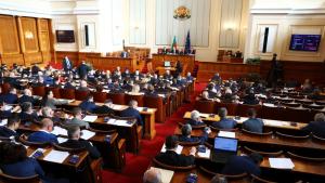 Правителство свалено с вот на недоверие в 47 ия парламент неуспешен
