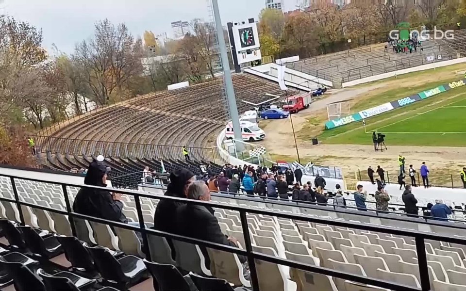 Ахмед Ахмедов отбеляза и зарадва белите фенове на стадион Александър