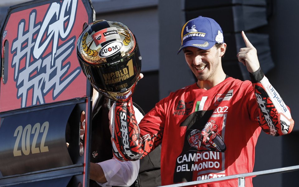 Франческо Баная се поздрави със световната титла в MotoGP в
