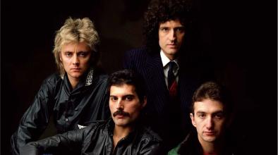 Queen с огромен успех в британската албумна класация