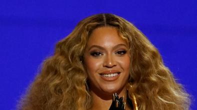 Beyonce триумфира на наградите "Грами"