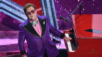 Elton John отлага европейските си концерти за 2023 г.