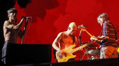 Red Hot Chili Peppers отмениха концерт заради заболяване