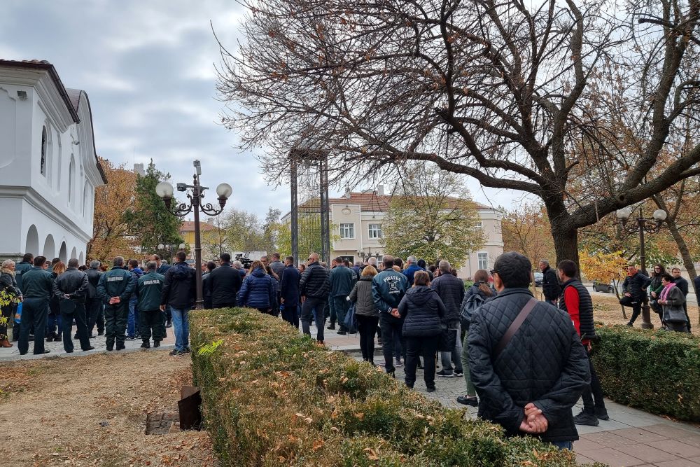 Последно сбогом с Петър Бъчваров в Елхово