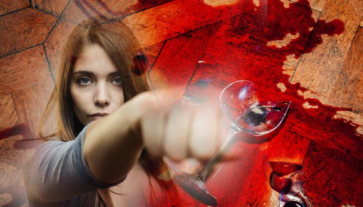 бой жена - ЗВЕРСТВО: Дъщеря преби майка си!