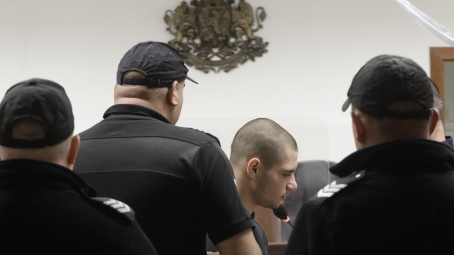 Повдигнаха ново обвинение срещу прокурорския син от Перник