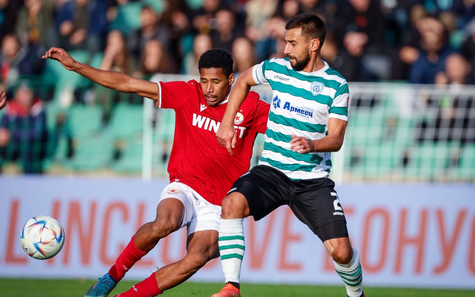 Черно море посреща ЦСКА на стадион Тича в мач от