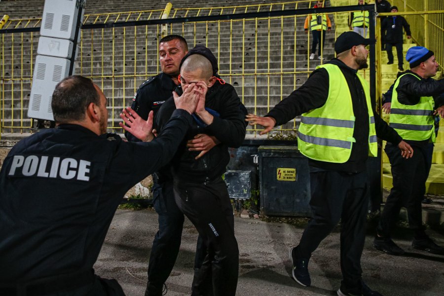 Бой и арести след Левски Славия1