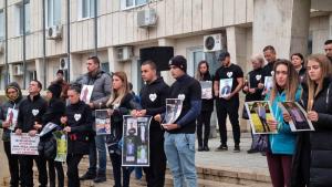 Близки на загиналия при катастрофа на главния път София Варна