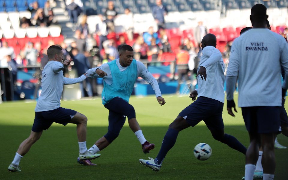 Пари Сен Жермен - Оксер