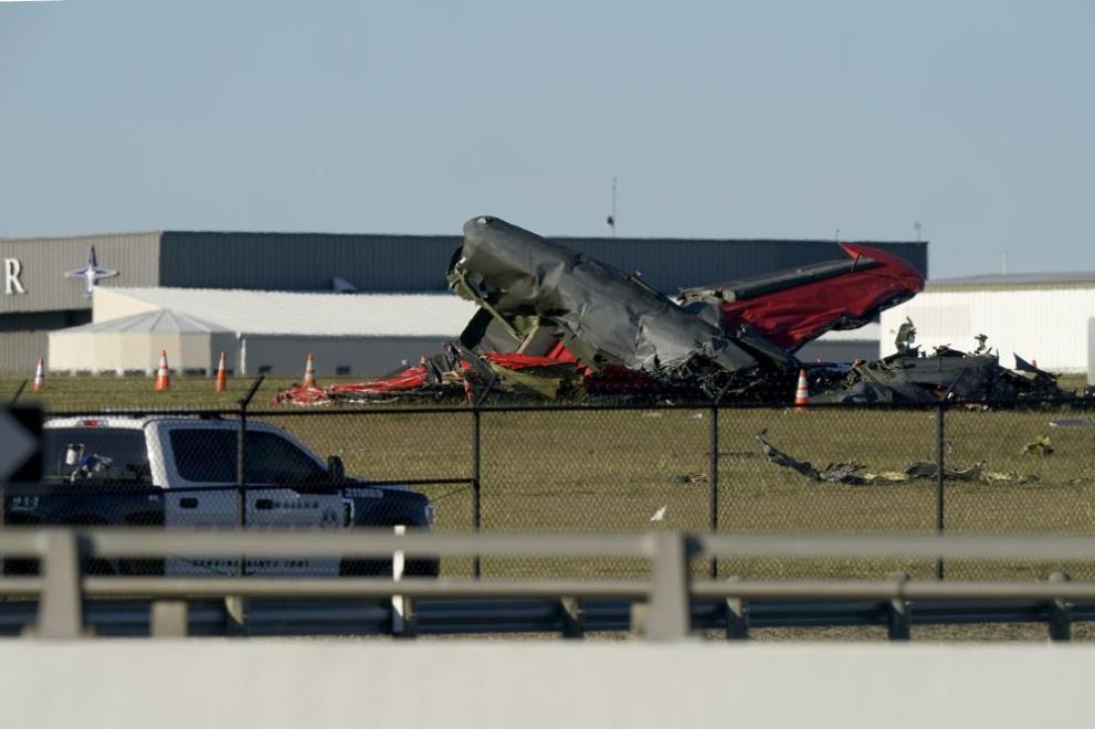Шестима души загинаха, когато два самолета от епохата на Втората