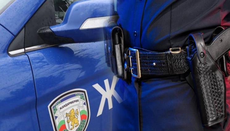 жандармерия - ЖАНДАРМЕРИЯ подпука кмета на Бойчиновци!