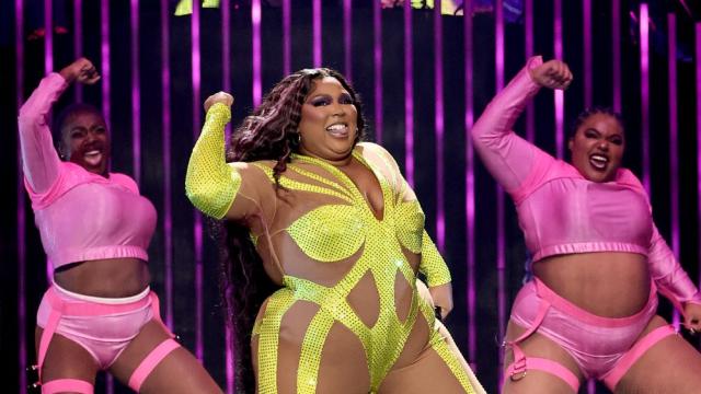 Лизо - певицата, от която светът отчаяно се нуждаеше (СНИМКИ)