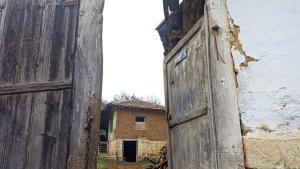 70 годишна жена е убита в село Черноглавци Шуменско  Задържан за престъплението