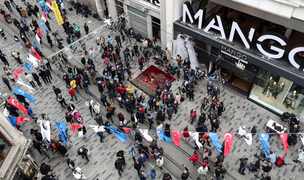 Четирима от заподозрените за смъртоносната атака в Истанбул са арестувани