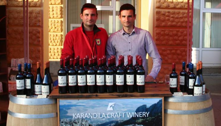 агро - Агро Телеграф: Фамилия архитекти пусна бутиково вино