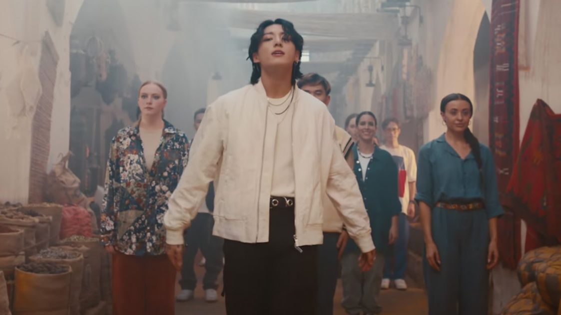 Jungkook пусна музикалното видео за сингъла „Dreamers”