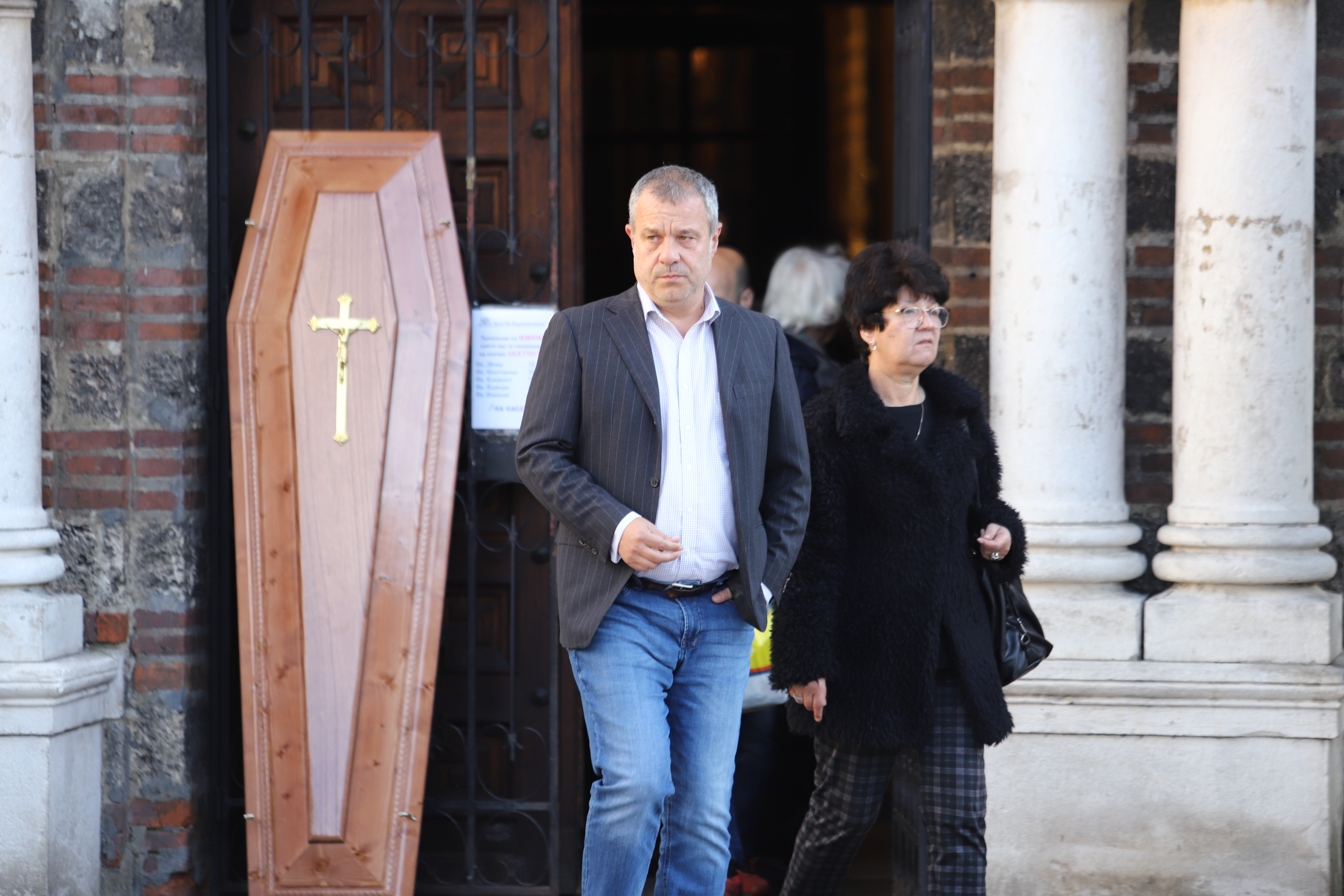 поклонение Анахид Тачева