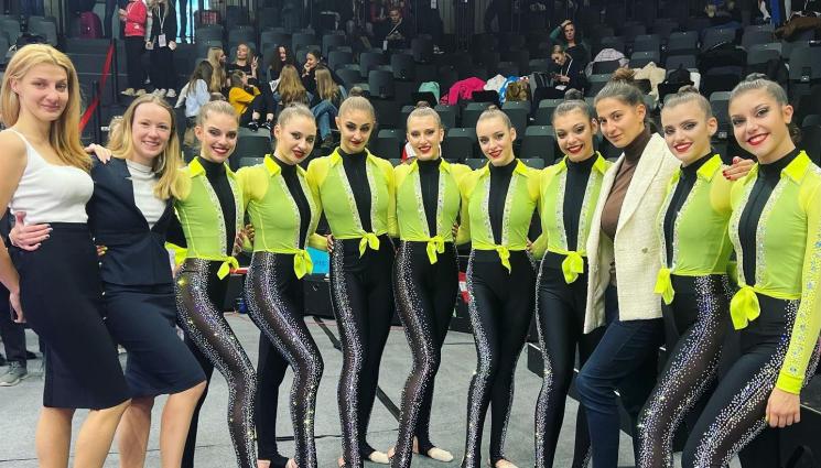 естетическа гимнастика - България с първа световна титла в естетическата гимнастика