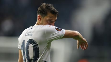 Месут Йозил