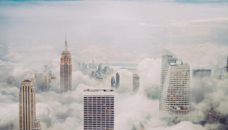 небостъргач - ПРИ ЕКСТРЕМНО СЕЛФИ: Известен акробат загина след полет от 68-я етаж (СНИМКИ)