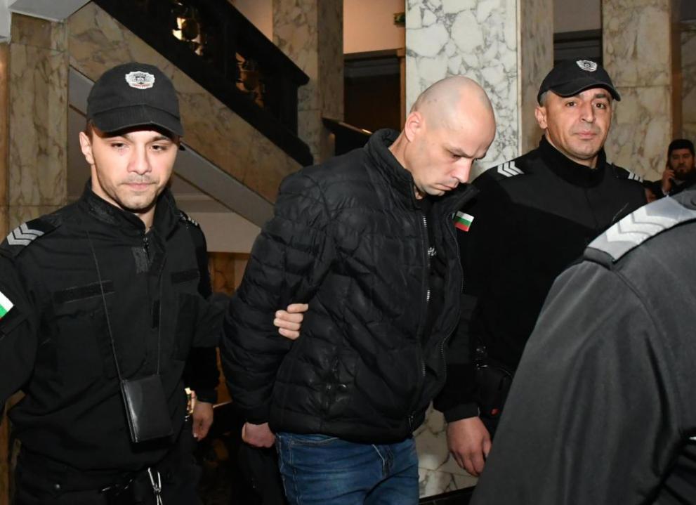 Захари куче побой