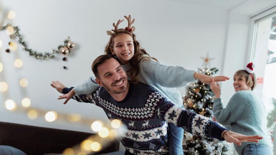 4. Време със семейството: За мнозина Бъдни вечер и Коледа е време, отредено за семейството.