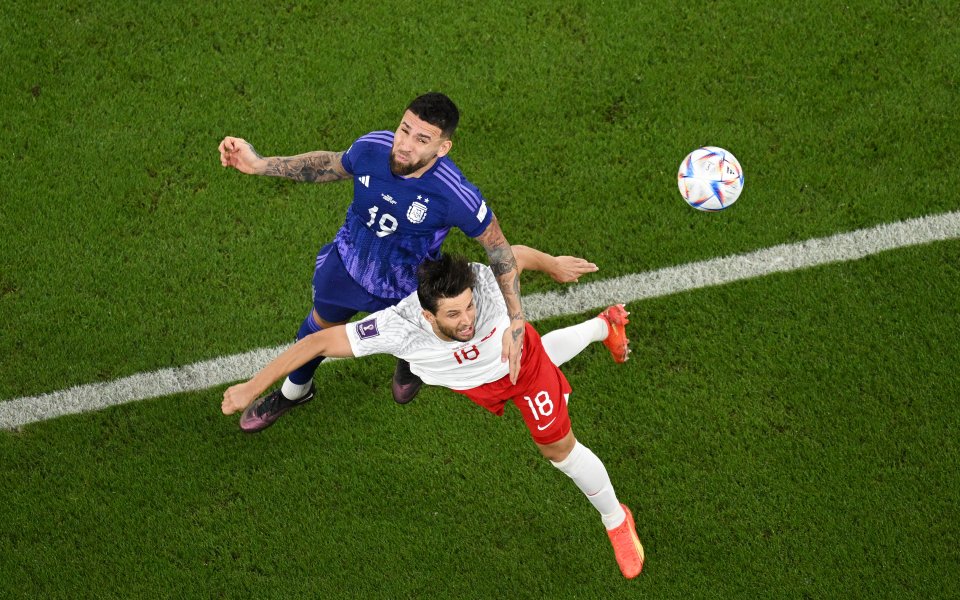 Отборите на Полша и Аржентина играят при резултат 0:0 в