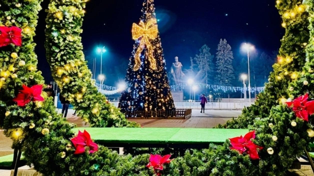 Враца ще зарадва близо 110 деца и техните семейства за Коледа