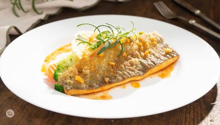 рецепти - Гответе с matekitchen.com: Апетитно филе от пъстърва с пикантен сос (ВИДЕО)